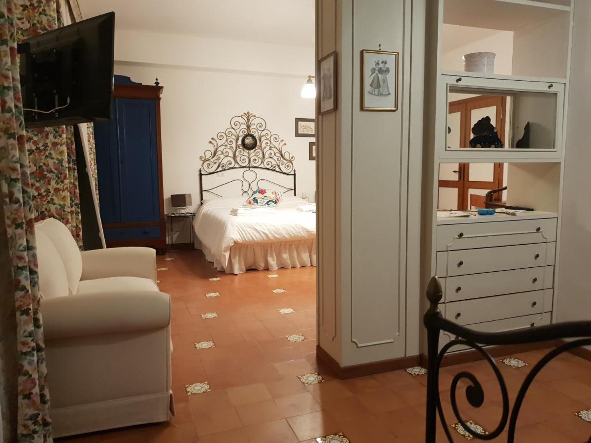 La Terrazza Di Anna Hotel Sassari Buitenkant foto