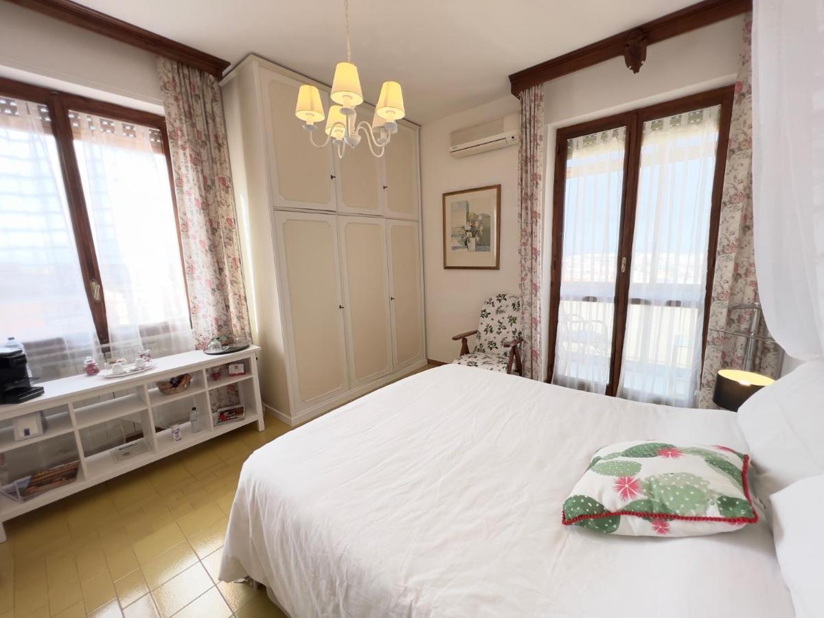 La Terrazza Di Anna Hotel Sassari Buitenkant foto