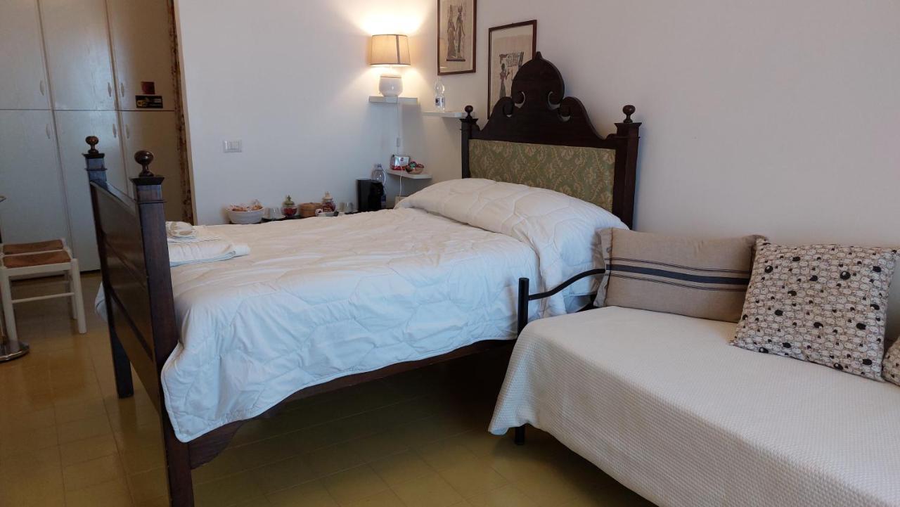 La Terrazza Di Anna Hotel Sassari Buitenkant foto