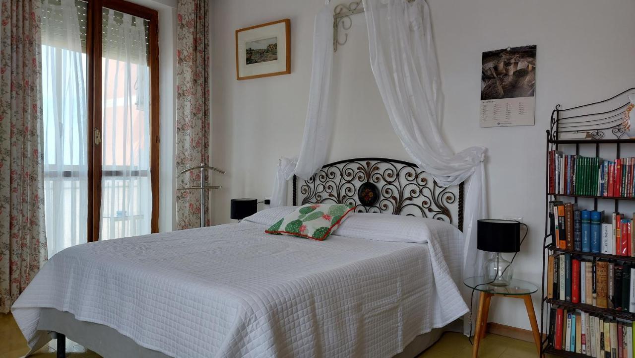 La Terrazza Di Anna Hotel Sassari Buitenkant foto